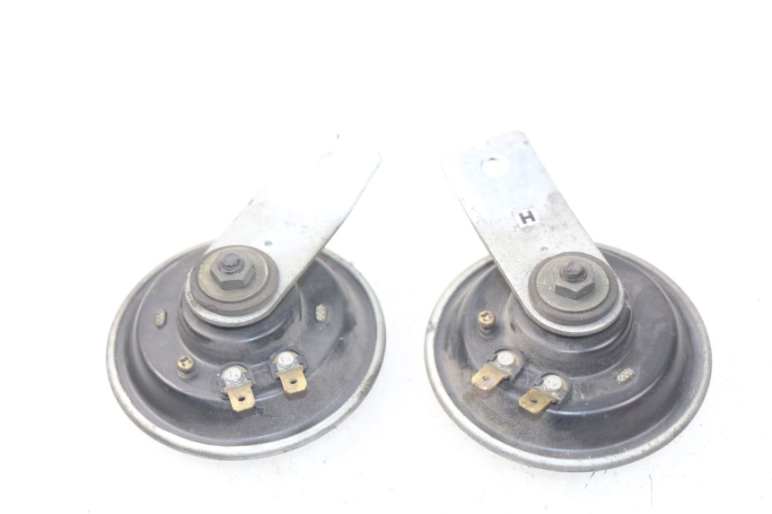 photo de CLAXON YAMAHA XP T-MAX TMAX ABS 500 (2004 - 2007) - Detalle de la pieza