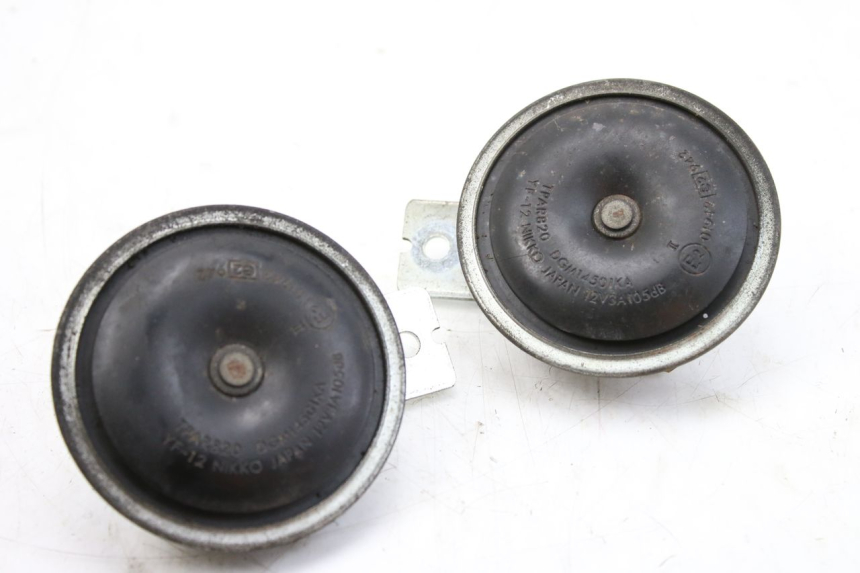 photo de CLAXON YAMAHA XP T-MAX TMAX ABS 500 (2004 - 2007) - Vista principal