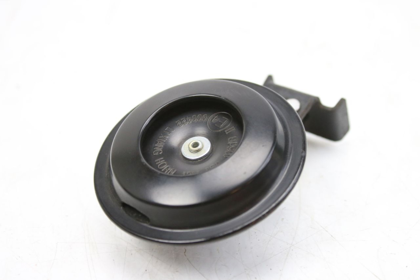 photo de CLAXON PIAGGIO ZIP 4T 50 (2018 - 2020) - Vista principal