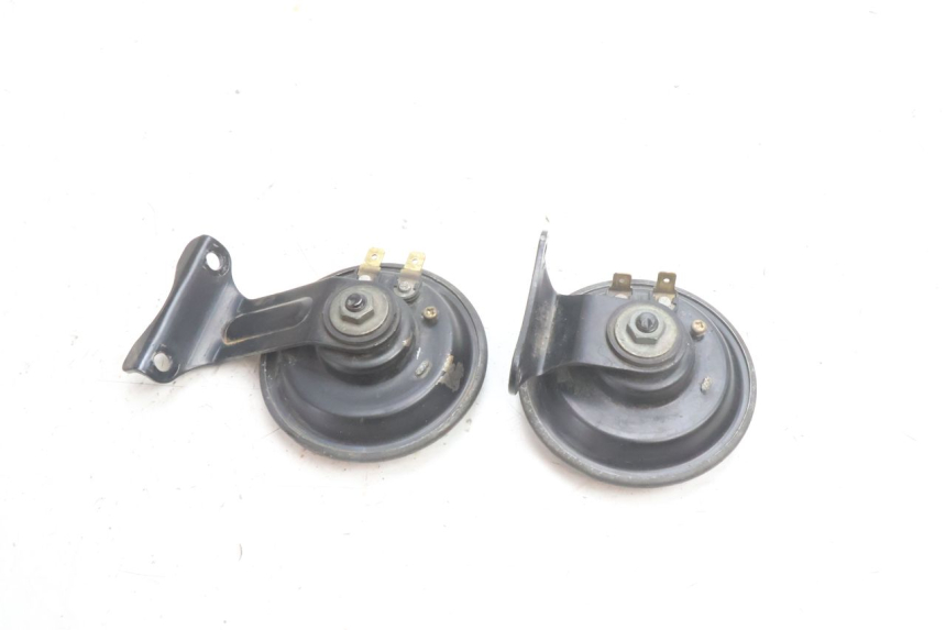photo de CLAXON KAWASAKI ZZR 600 (1995 - 2004) - Primer plano técnico
