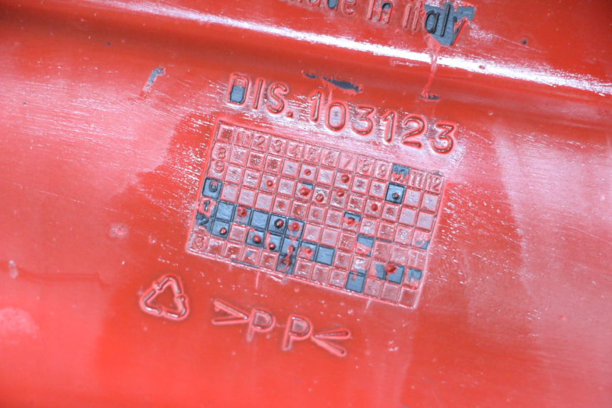 photo de GUARDABARROS APRILIA RS 50 (1999 - 2005) - Detalle de la pieza