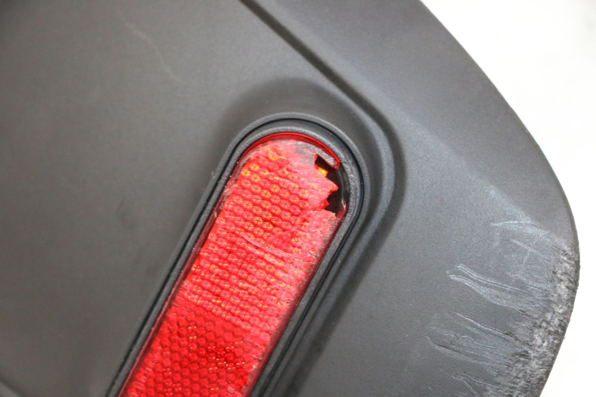 photo de GUARDABARROS SEGWAY NINEBOT E125S 1 (2022 - 2026) - Detalles de los puntos de fijación