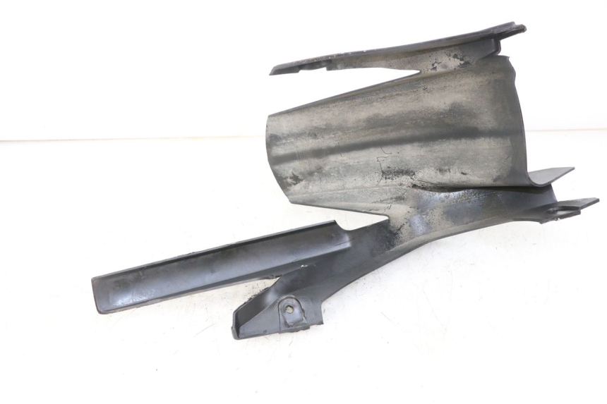 photo de GUARDABARROS EBROH BRAVO GLE 1 (2020 - 2024) - Detalles de los puntos de fijación