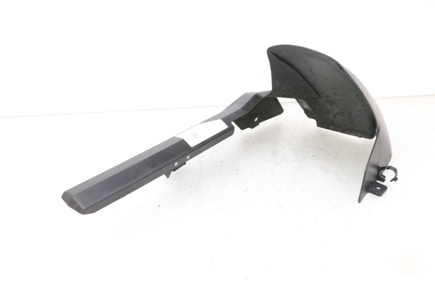 photo de GUARDABARROS SUZUKI GSR 750 (2011 - 2017) - Otra perspectiva