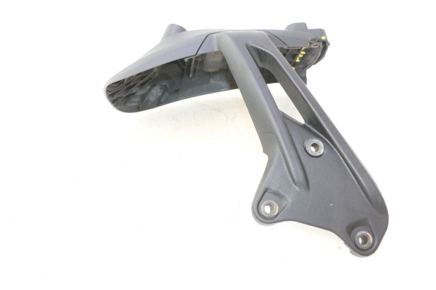 photo de GUARDABARROS PIAGGIO MP3 HPE 530 (2022 - 2026) - Primer plano técnico