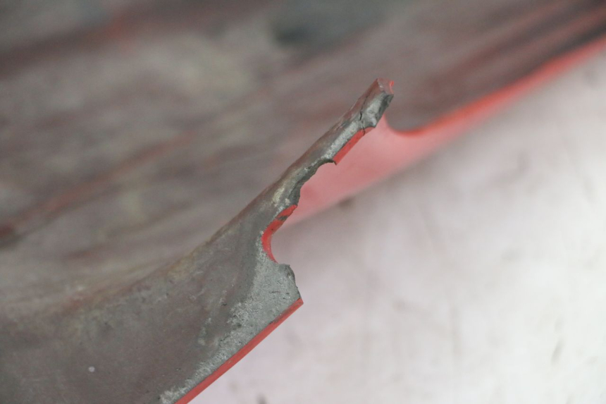 photo de GUARDABARROS SUZUKI SV S 650 (2003 - 2009) - Zoom estado de uso