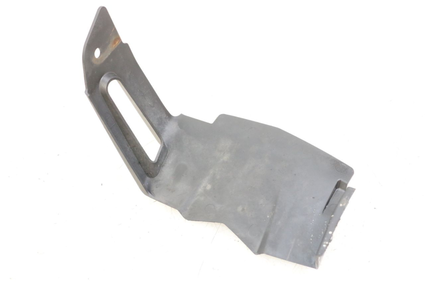 photo de GUARDABARROS YAMAHA XJ6 ABS 600 (2008 - 2016) - Detalle de la pieza