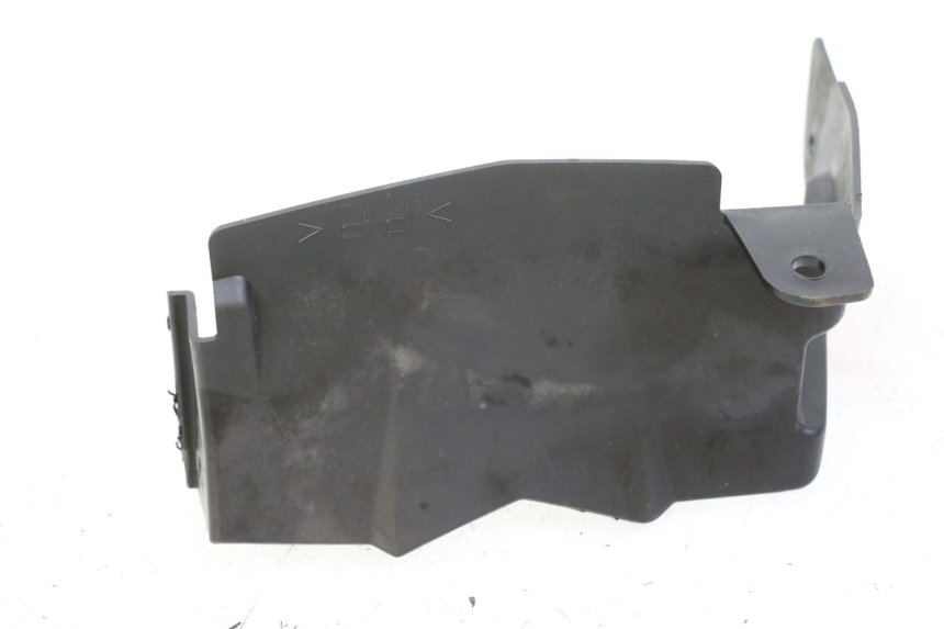 photo de GUARDABARROS YAMAHA XJ6 600 (2008 - 2016) - Primer plano técnico