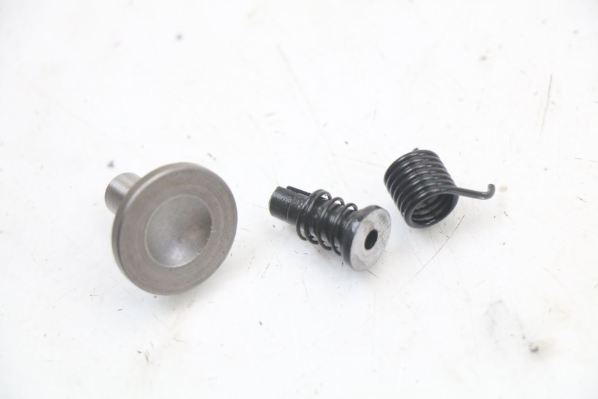 photo de PALANCA DE EMBRAGUE REGAL RAPTOR RAXTER 2 125 (2007 - 2015) - Otra perspectiva