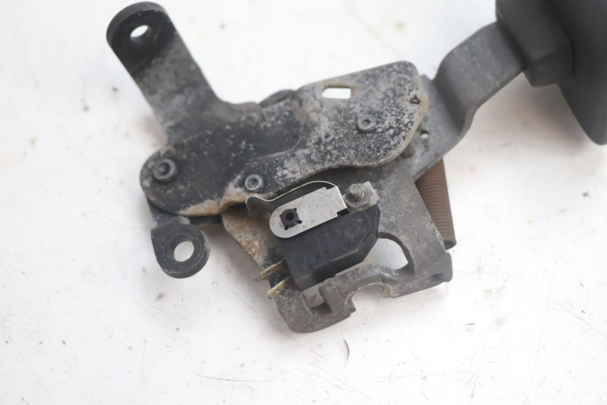 photo de MANETA FRENO PARKING SUZUKI BURGMAN EXECUTIVE ABS 650 (2006 - 2012) - Zoom estado de uso