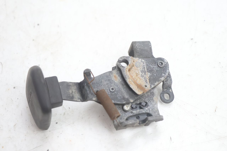 photo de MANETA FRENO PARKING SUZUKI BURGMAN EXECUTIVE ABS 650 (2006 - 2012) - Estado de la superficie y material