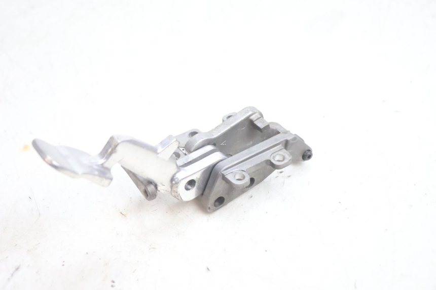 photo de PALANCA DE FRENO DE ESTACIONAMIENTO GILERA GP 800 (2007 - 2013) - Otra perspectiva