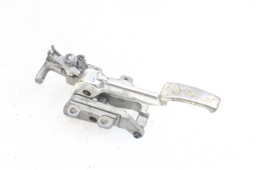 photo de PALANCA DE FRENO DE ESTACIONAMIENTO PIAGGIO MP3 LT 400 (2007 - 2012) - Primer plano técnico