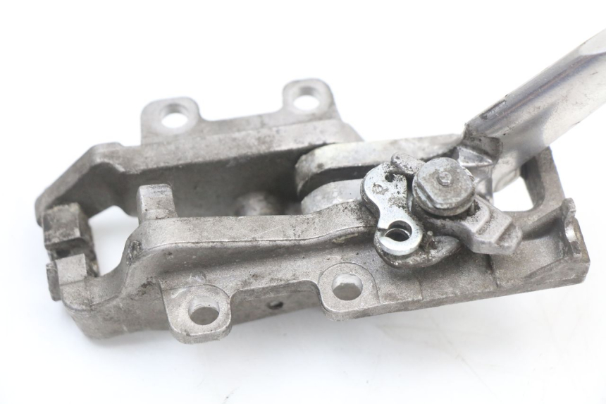 photo de PALANCA DE FRENO DE ESTACIONAMIENTO PIAGGIO MP3 LT 400 (2007 - 2012) - Primer plano técnico