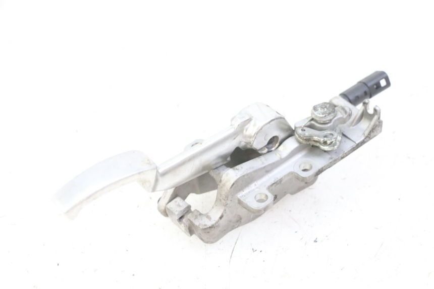 photo de MANETA FRENO PARKING PIAGGIO MP3 LT 300 (2010 - 2016) - Primer plano técnico