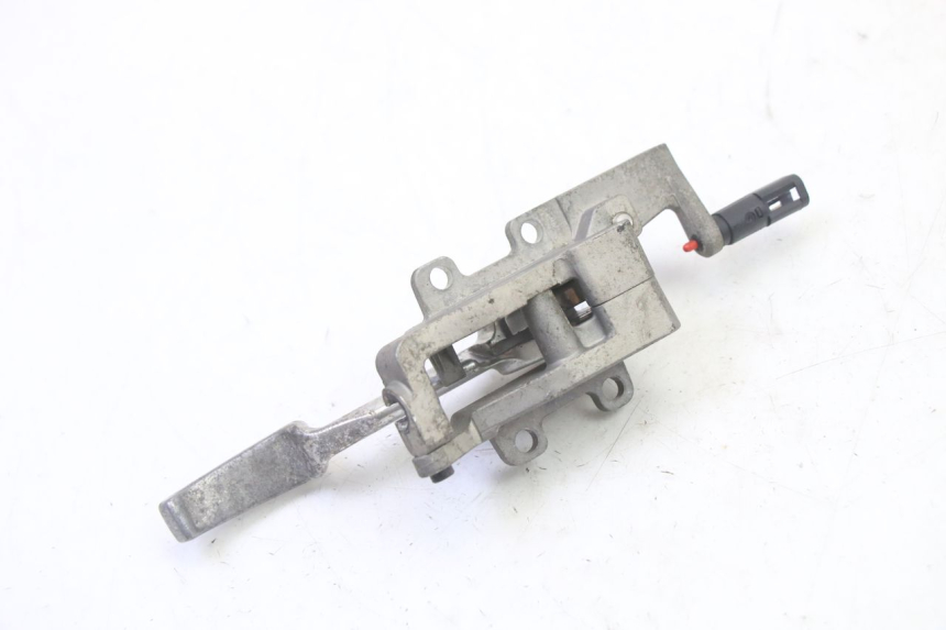 photo de PALANCA DE FRENO DE ESTACIONAMIENTO PIAGGIO MP3 RL 250 (2006 - 2010) - Primer plano técnico