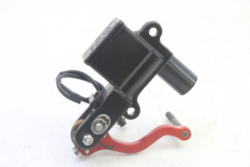 photo de MANETA FRENO PARKING LIGIER PULSE 3 1 (2014 - 2020) - Primer plano técnico