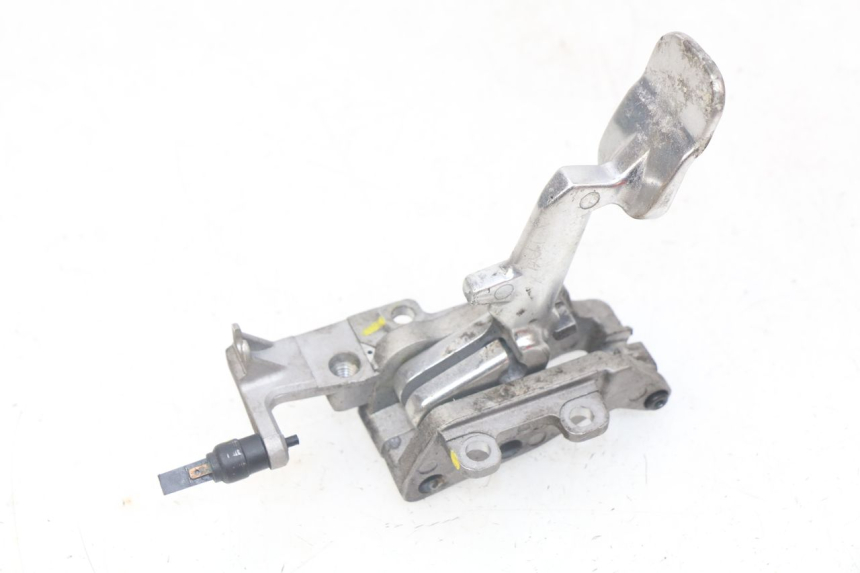 photo de MANETA FRENO PARKING APRILIA SRV 850 (2012 - 2017) - Detalle de la pieza