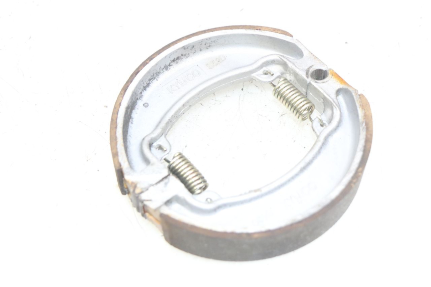 photo de ZAPATA DE FRENO KYMCO AGILITY 16+ 4T 50 (2018 - 2023) - Vista principal