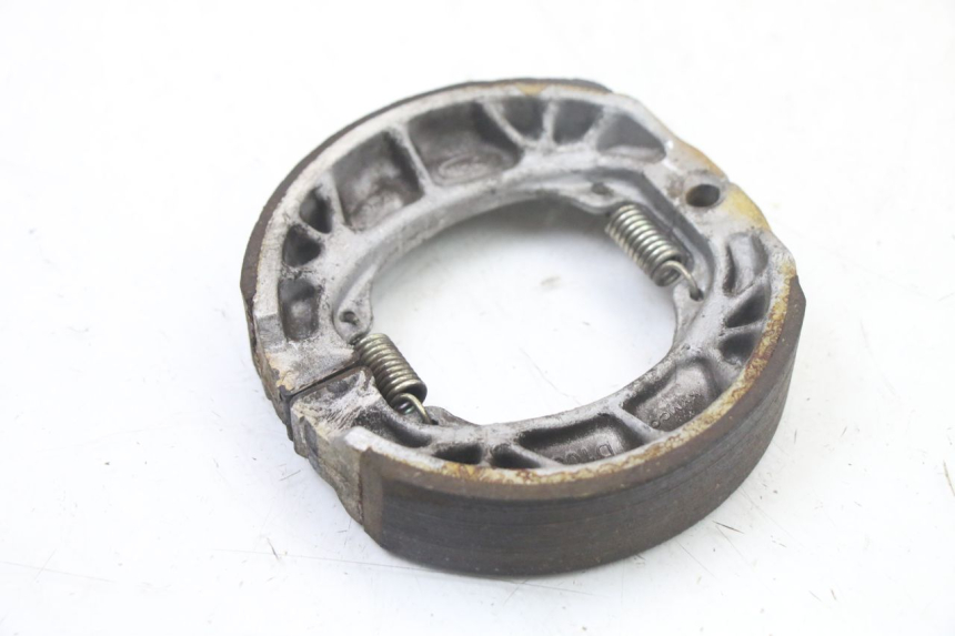 photo de ZAPATA DE FRENO KYMCO AGILITY 4T 50 (2018 - 2022) - Zoom estado de uso