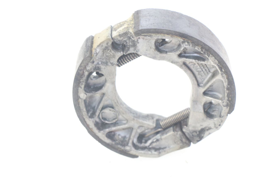 photo de ZAPATA DE FRENO MBK BOOSTER SPIRIT 50 (2004 - 2017) - Detalle de la pieza