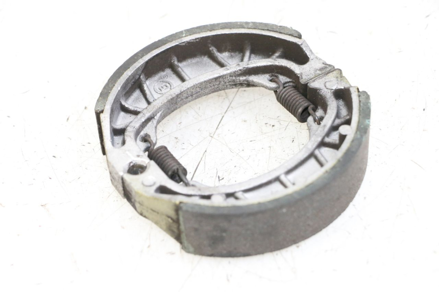 photo de ZAPATA DE FRENO LONGJIA DIGITA 4T 50 (2019 - 2022) - Detalle de la pieza