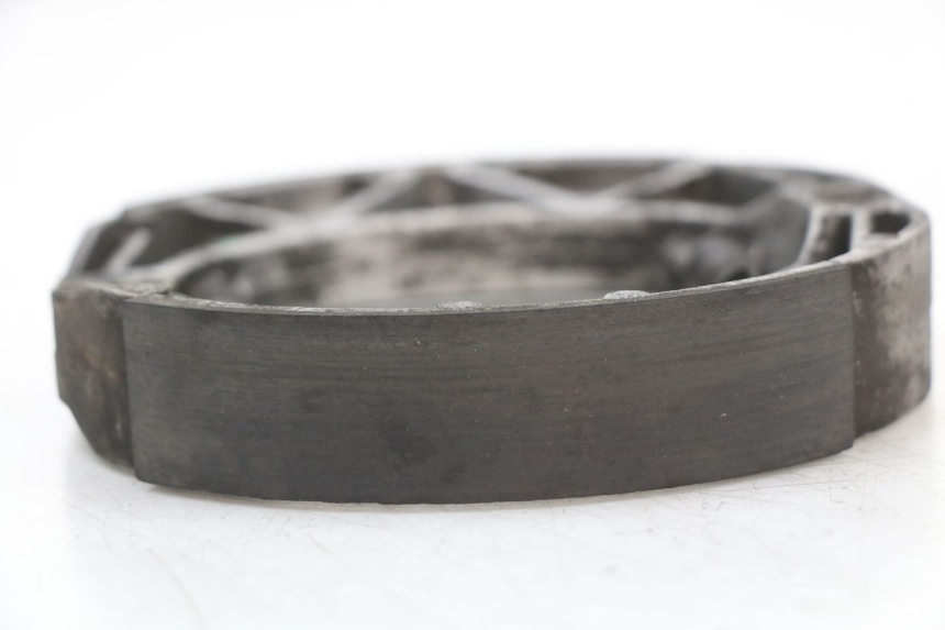 photo de ZAPATAS FRENO PIAGGIO FLY 4T 50 (2004 - 2010) - Primer plano técnico