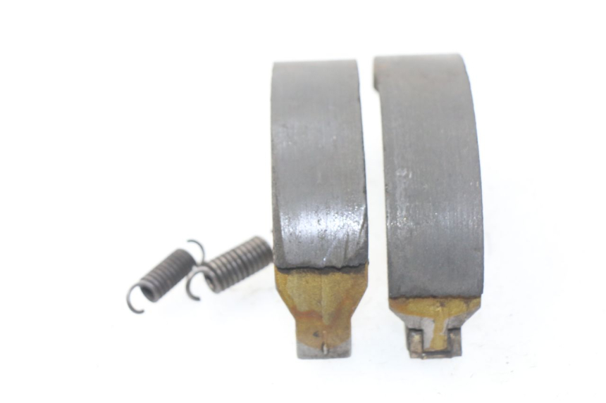 photo de ZAPATA DE FRENO PEUGEOT FOX 50 (1995 - 2003) - Otra perspectiva