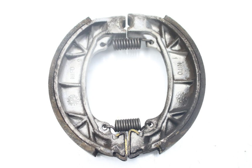 photo de ZAPATA DE FRENO PEUGEOT FOX 50 (1995 - 2003) - Otra perspectiva