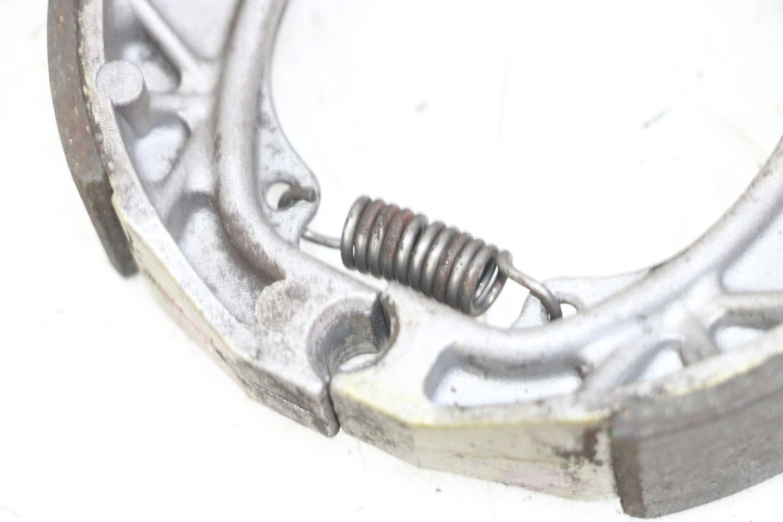 photo de ZAPATAS FRENO PEUGEOT KISBEE 2T 50 (2018 - 2022) - Zoom estado de uso