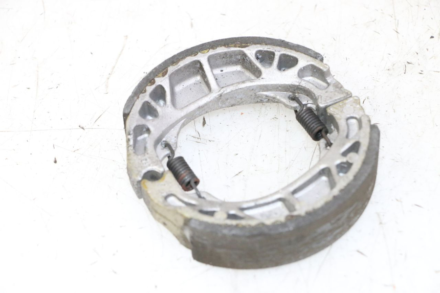 photo de ZAPATA DE FRENO PEUGEOT KISBEE 2T 50 (2010 - 2017) - Zoom estado de uso