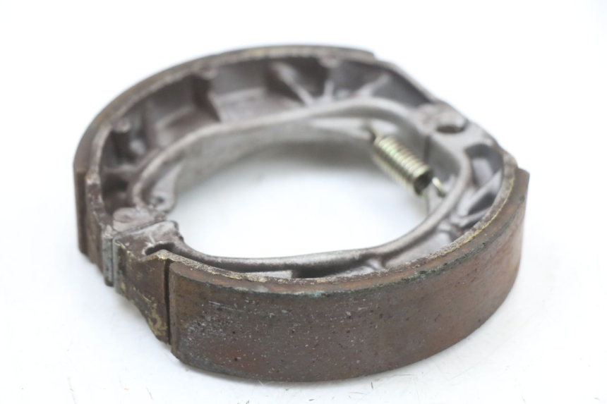 photo de ZAPATA DE FRENO PEUGEOT KISBEE 4T 50 (2018 - 2022) - Zoom estado de uso