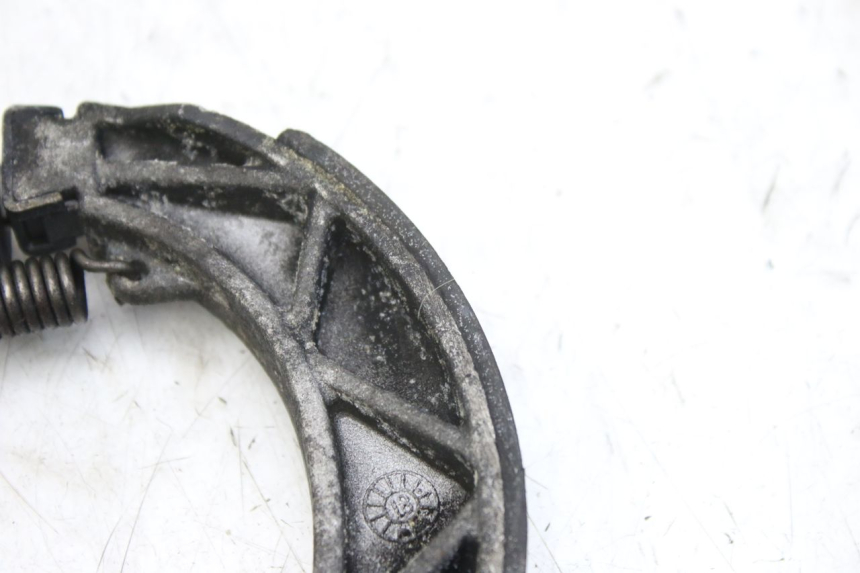 photo de ZAPATA DE FRENO PIAGGIO NEW TYPHOON 50 (2018 - 2021) - Zoom estado de uso