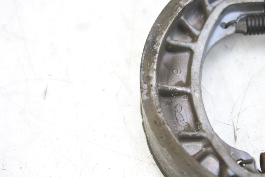 photo de ZAPATA DE FRENO SYM ORBIT 2 4T 50 (2008 - 2017) - Otra perspectiva