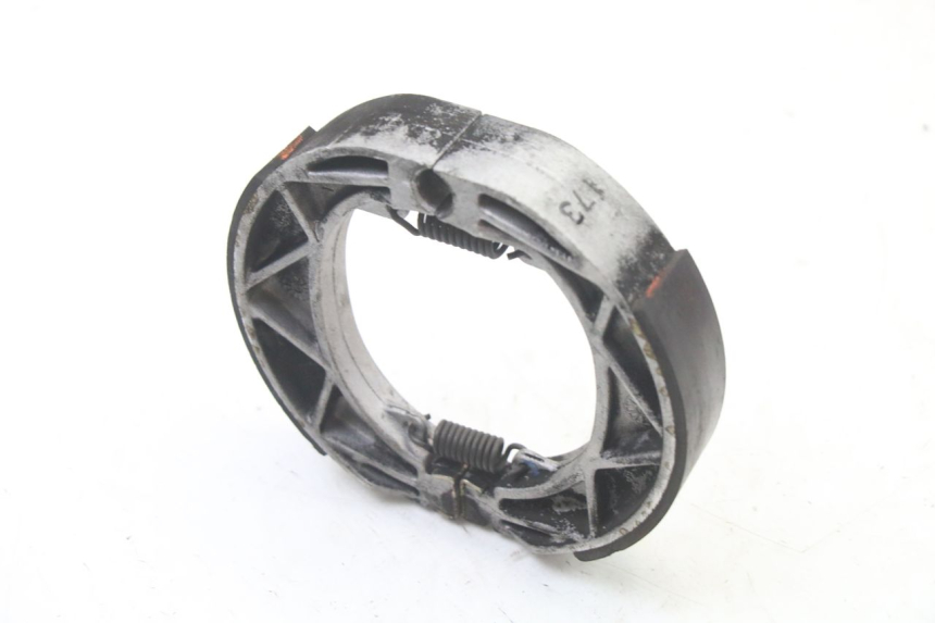 photo de ZAPATA DE FRENO PIAGGIO FLY 2T 50 (2004 - 2017) - Detalle de la pieza