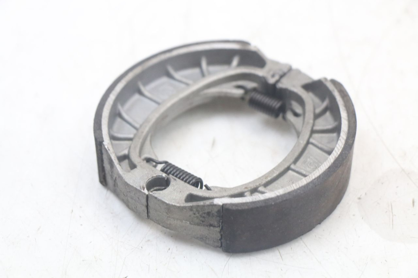 photo de ZAPATA DE FRENO TNT MOTOR ROMA 10' 4T 50 (2007 - 2018) - Detalle de la pieza