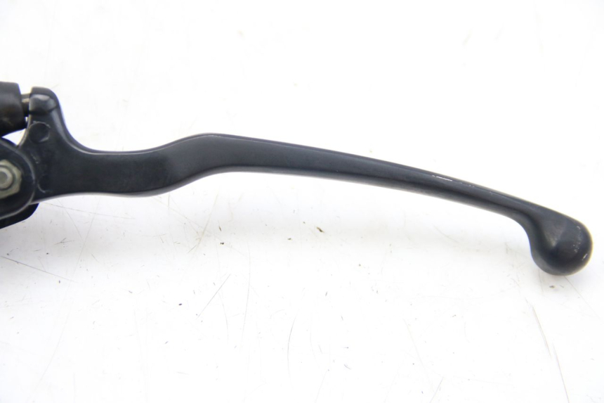 photo de CILINDRO MAESTRO DELANTERO ECCITY ARTELEC 670 1 (2013 - 2017) - Detalles de los puntos de fijación