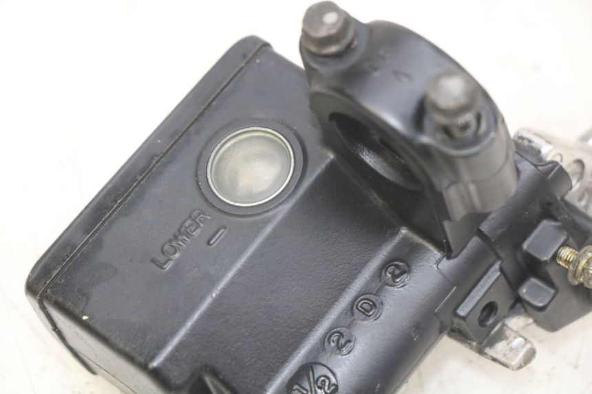 photo de CILINDRO MAESTRO DELANTERO SUZUKI BURGMAN 650 (2002 - 2004) - Zoom estado de uso