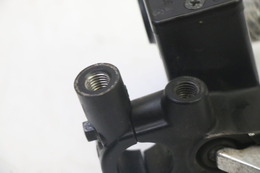 photo de CILINDRO MAESTRO DELANTERO SUZUKI BURGMAN 125 (2007 - 2014) - Primer plano técnico