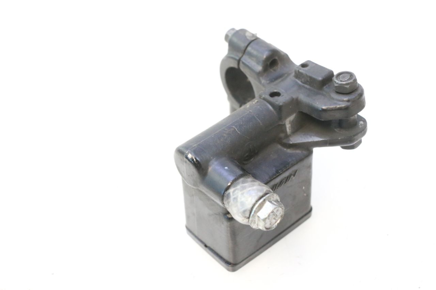 photo de CILINDRO MAESTRO DELANTERO SUZUKI BURGMAN 125 (2007 - 2014) - Primer plano técnico