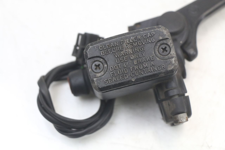 photo de CILINDRO MAESTRO DELANTERO BMW C1 125 (2000 - 2003) - Detalle de la pieza