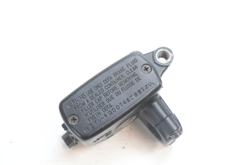 photo de BOMBA FRENO DELANTERO HONDA CB F HORNET 600 (2005 - 2006) - Detalle de la pieza