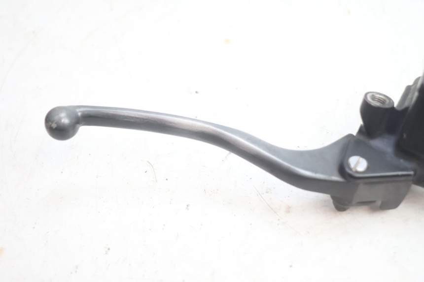 photo de BOMBA FRENO DELANTERO HONDA CB TWO FIFTY 250 (1991 - 2002) - Estado de la superficie y material
