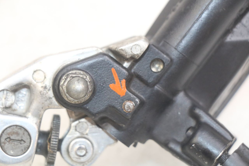 photo de CILINDRO MAESTRO DELANTERO HONDA CBR F SC25 1000 (1989 - 1992) - Zoom estado de uso