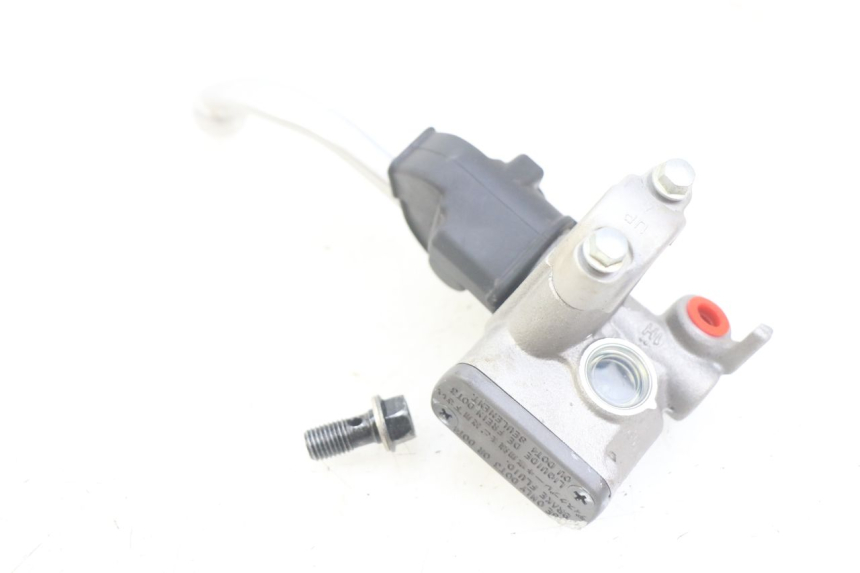 photo de BOMBA FRENO DELANTERO HONDA CRF CR-F 125 (2022 - 2023) - Detalle de la pieza