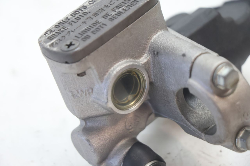 photo de BOMBA FRENO DELANTERO HONDA CRF CR-F 125 (2020 - 2021) - Vista general del producto