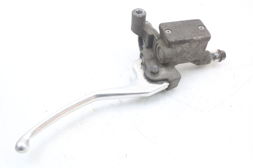 photo de CILINDRO MAESTRO DELANTERO YAMAHA CYGNUS X 125 (2004 - 2007) - Detalle de la pieza