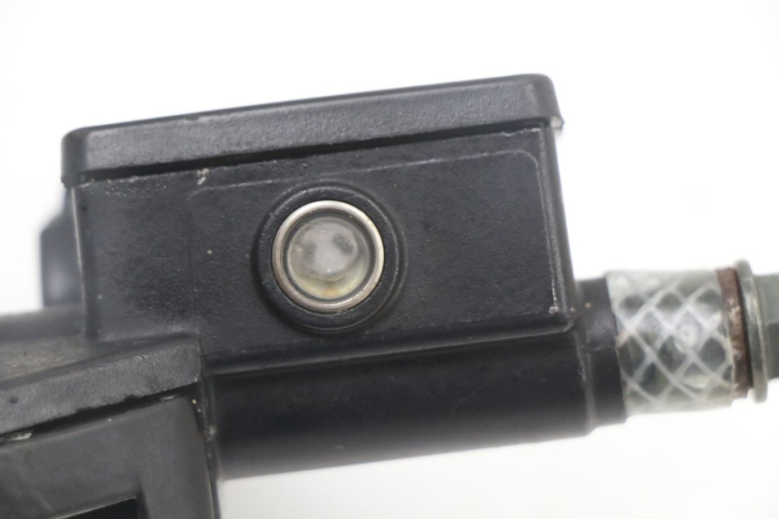 photo de CILINDRO MAESTRO DELANTERO CCR DIRT BIKE 125 - Primer plano técnico