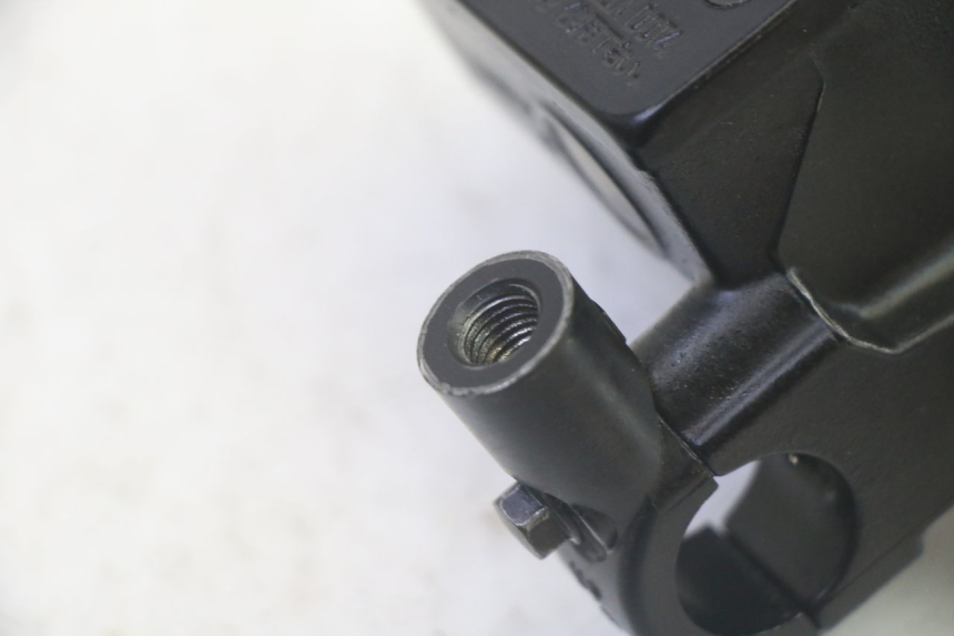photo de BOMBA FRENO DELANTERO SUZUKI DL V STROM 1000 (2002 - 2007) - Zoom estado de uso