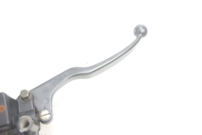 photo de BOMBA FRENO DELANTERO SUZUKI DR S 600 (1985 - 1989) - Vista general del producto
